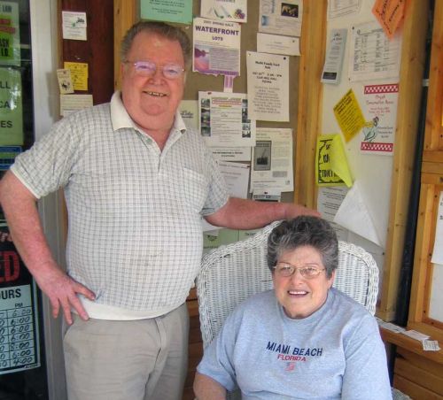 Don and Jessie Lavery in front of the James General Store c. 2006